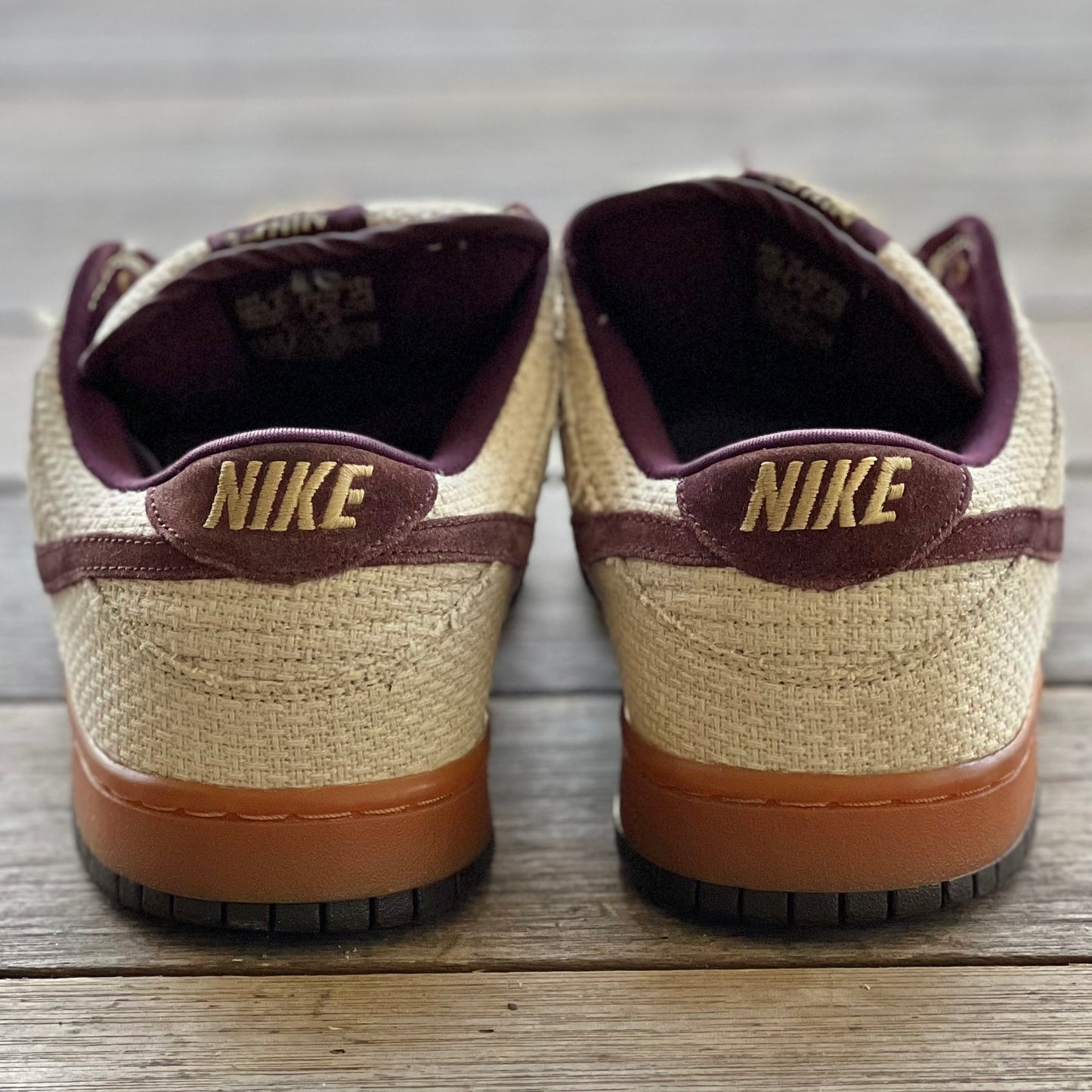 Nike SB Dunk Low Red Hemp Size 10.5
