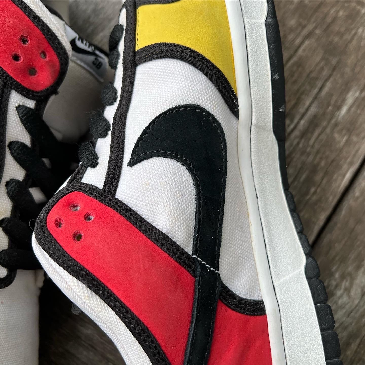 Nike SB Dunk Low Piet Mondrain Size 12