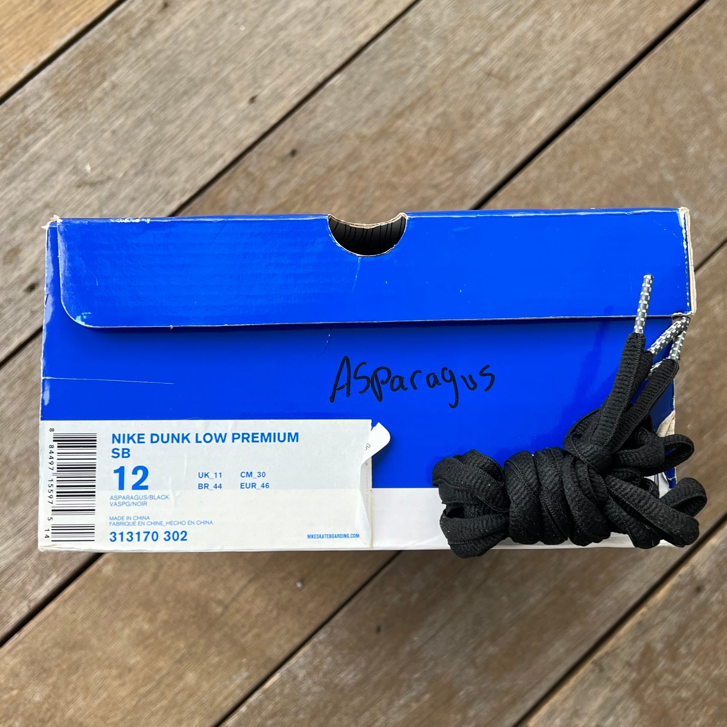 Nike SB Dunk Low Asparagus Size 12