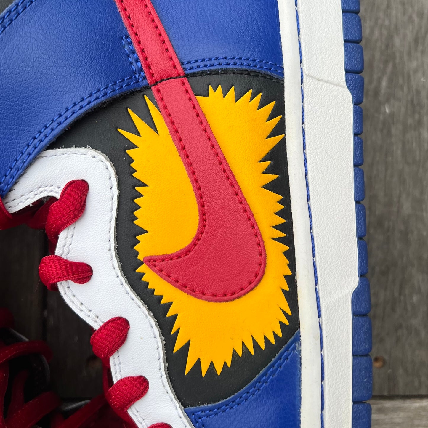 Nike SB Dunk High Comic Boom Size 10.5