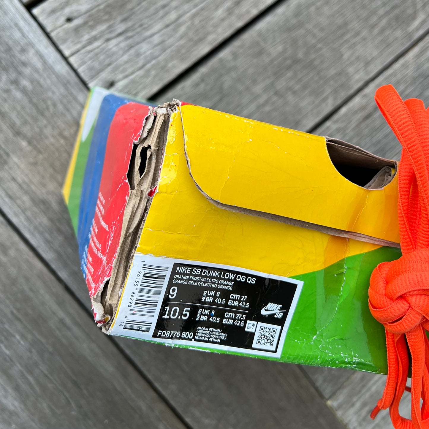 Nike SB Dunk Low Orange Lobster Size 9