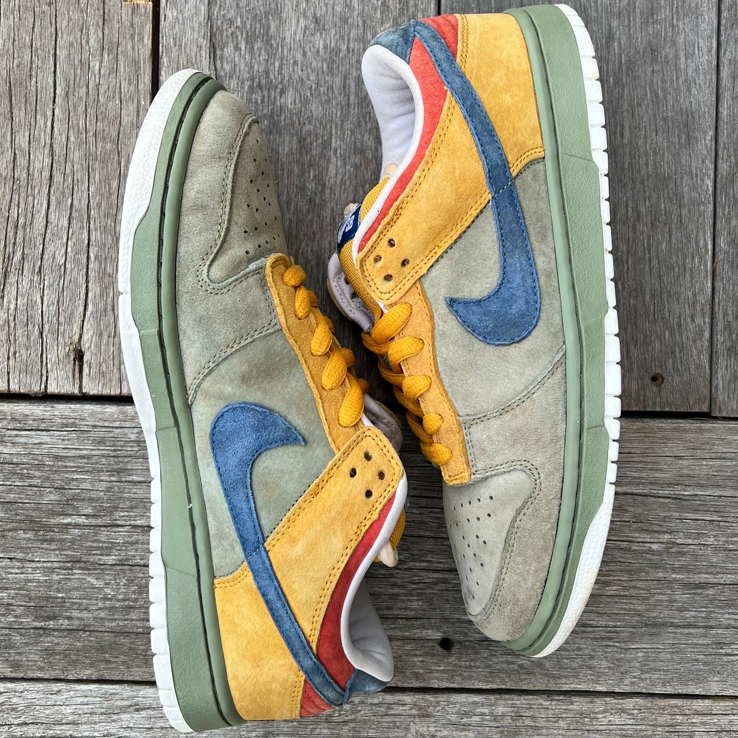 Nike SB Dunk Low Puff N Stuff Size 9
