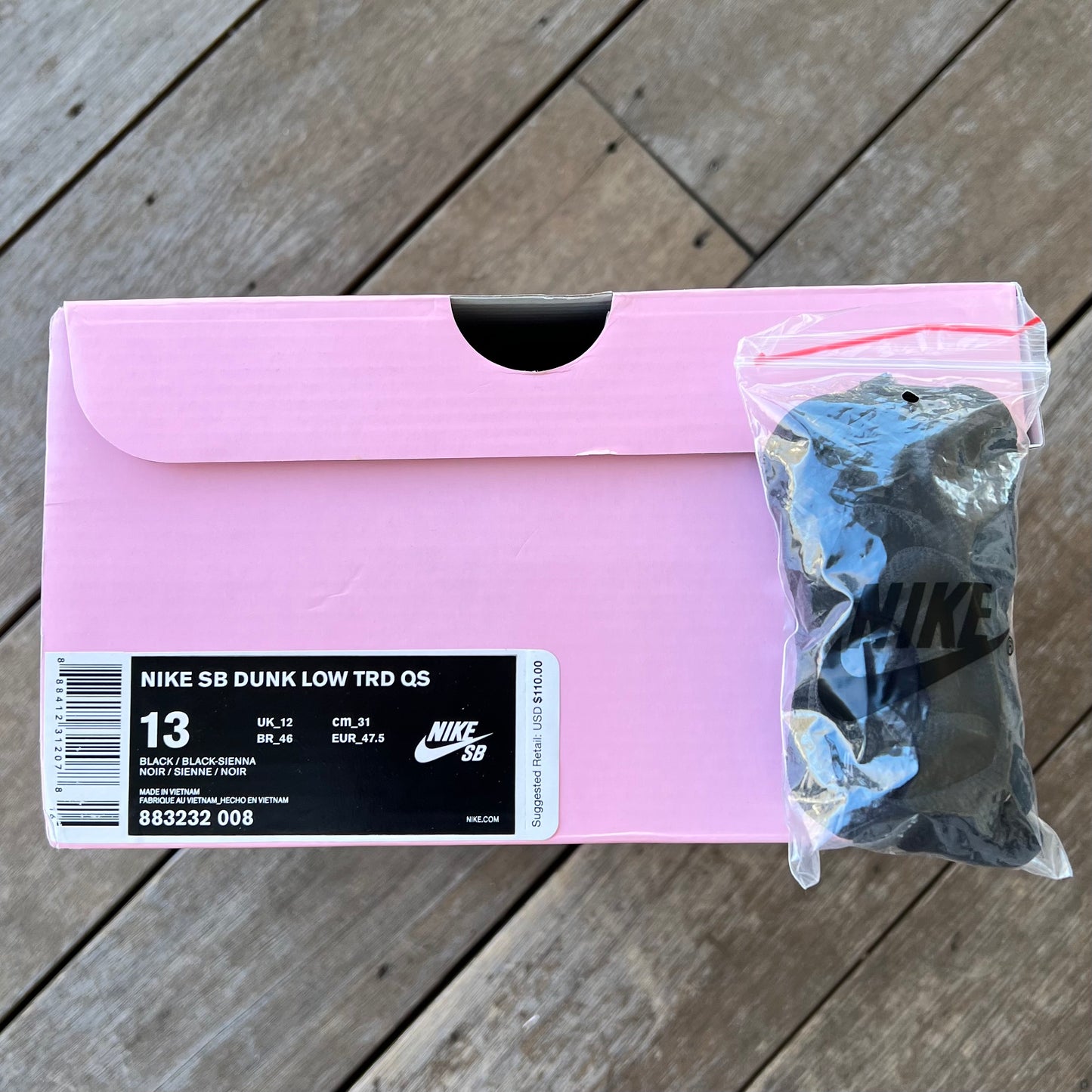 Nike SB Dunk Low Black Pigeon Size 13