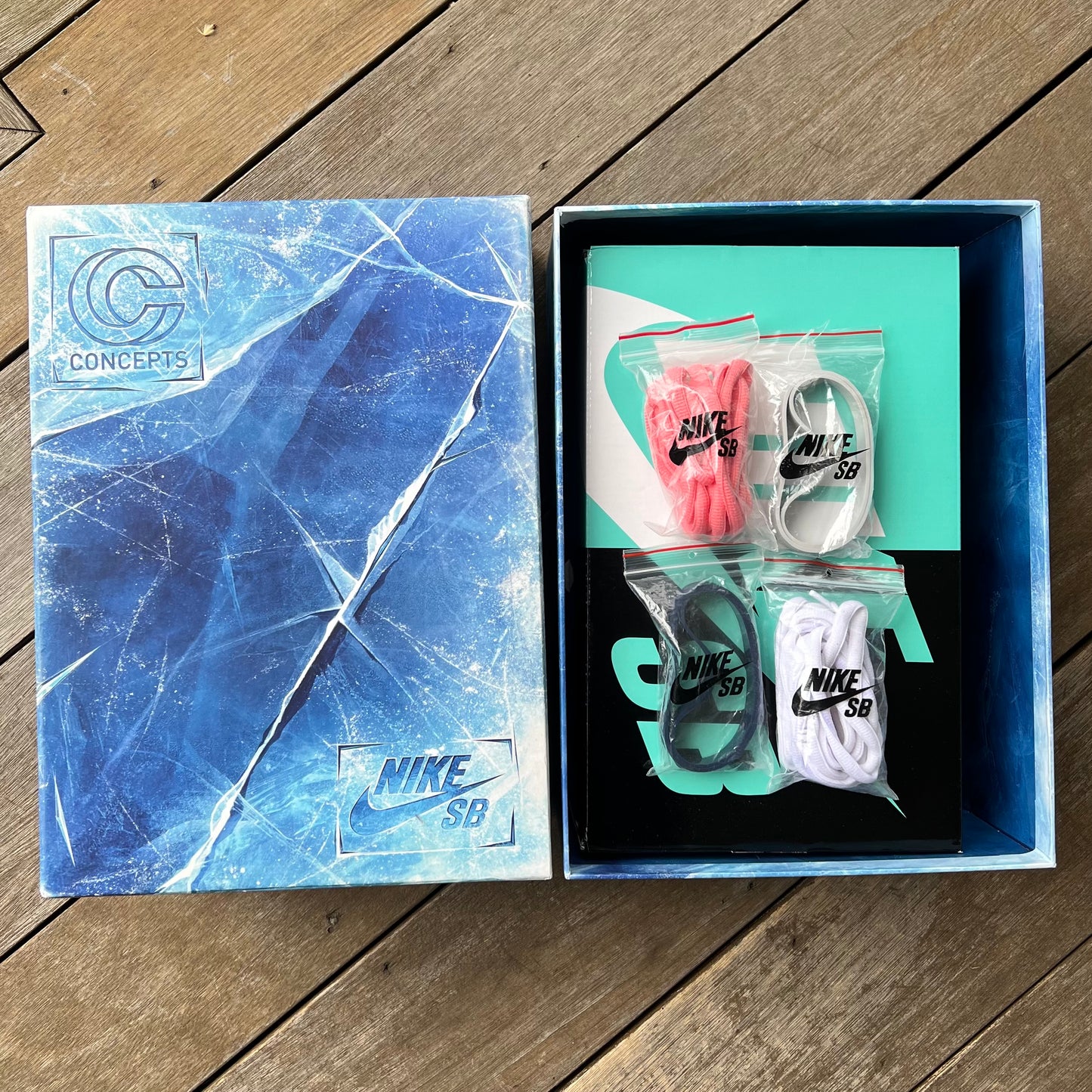 Nike SB Dunk Low Purple Lobster CNCPTS Special Box Size 9