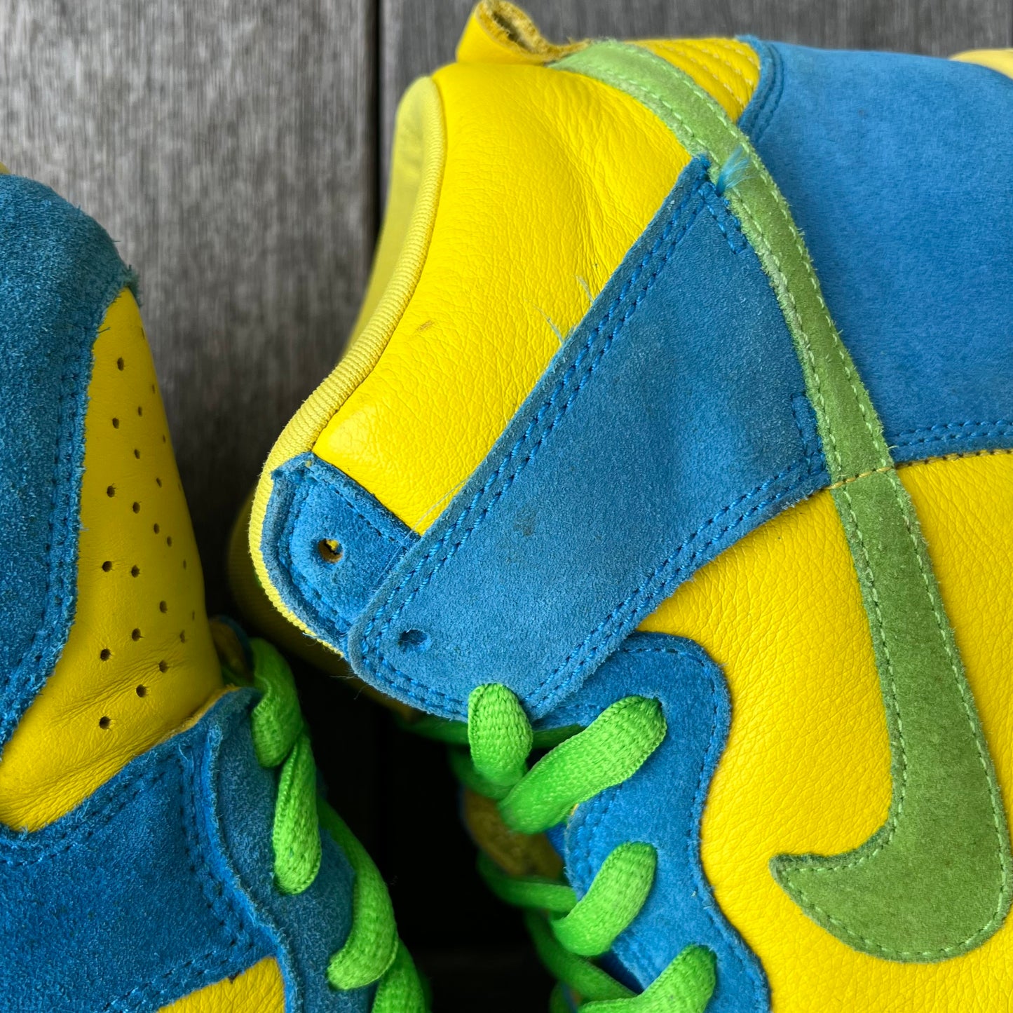 Nike SB Dunk High Marge Simpson Size 9