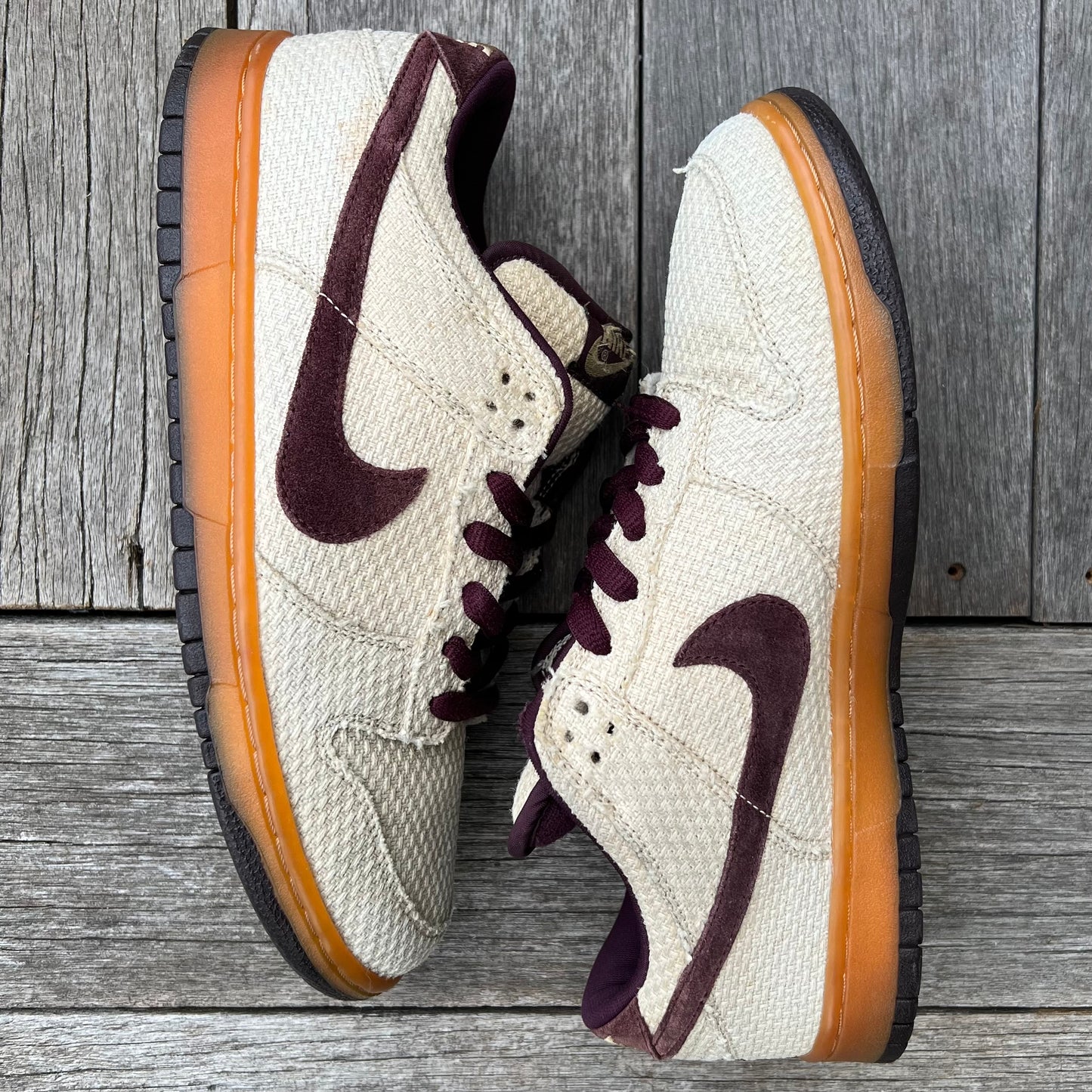 Nike SB Dunk Low Red Hemp Size 10.5