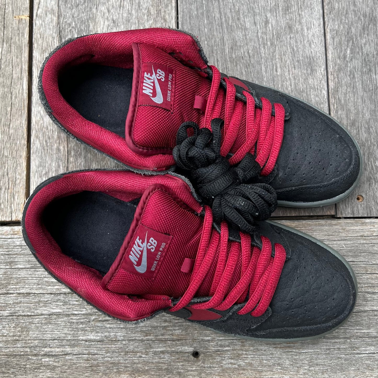 Nike SB Dunk Low Red Wine Size 8.5