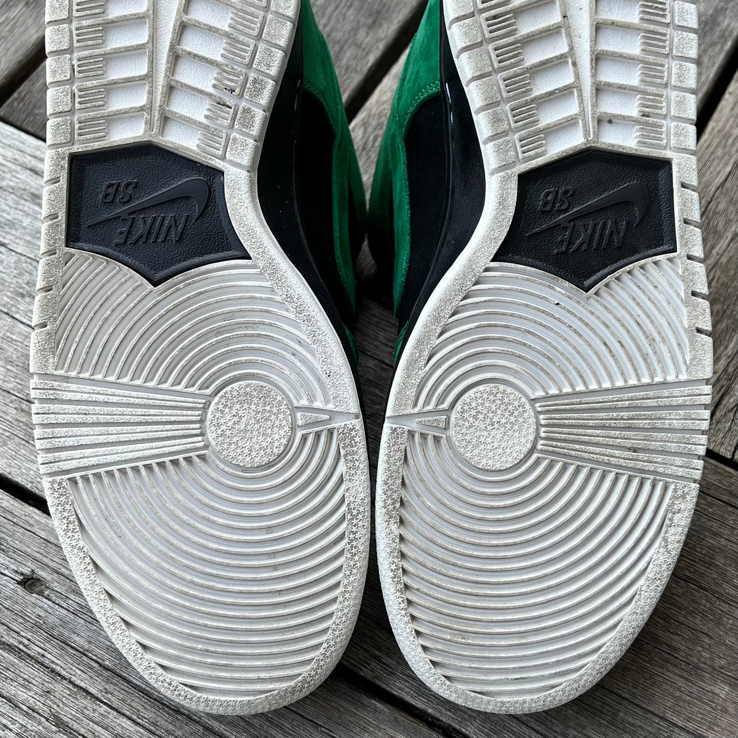 Nike SB Dunk Low Green Lantern Size 9.5