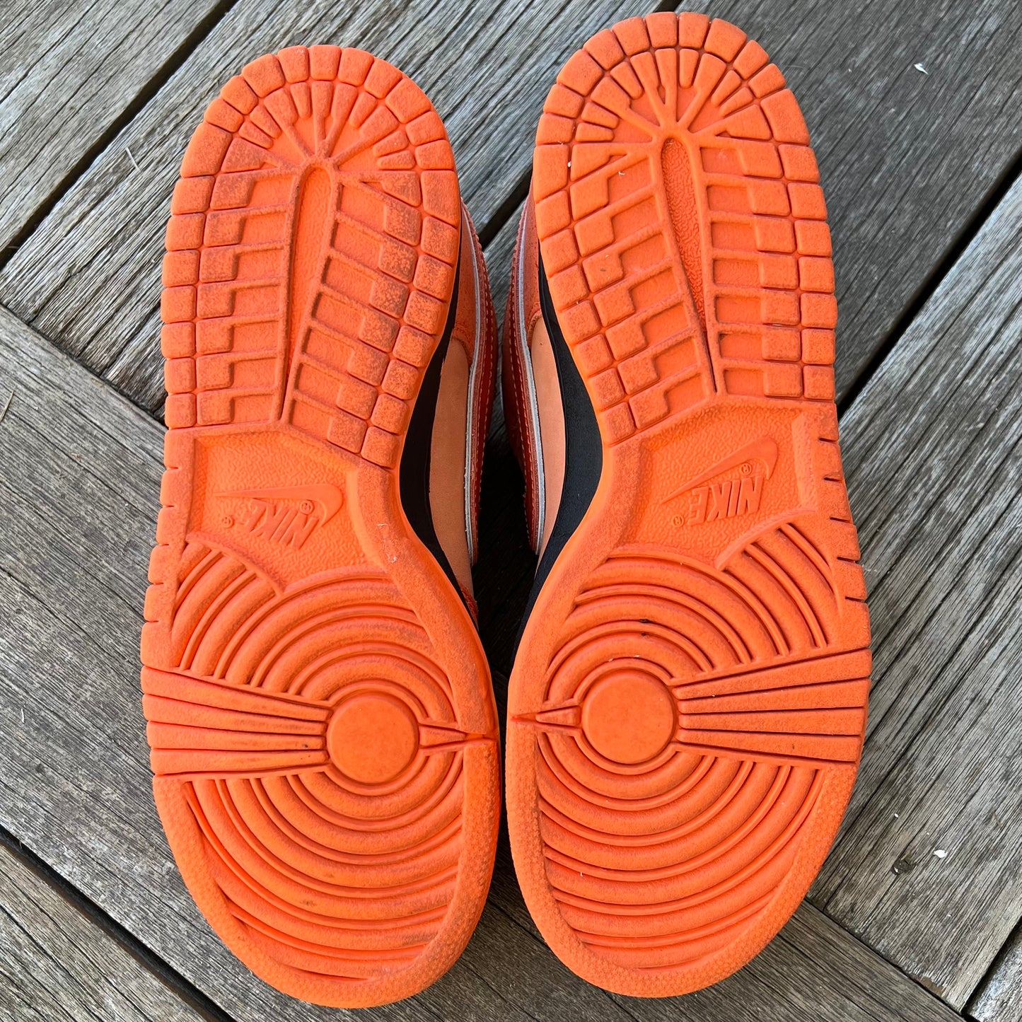 Nike SB Dunk Low Orange Lobster Size 7.5
