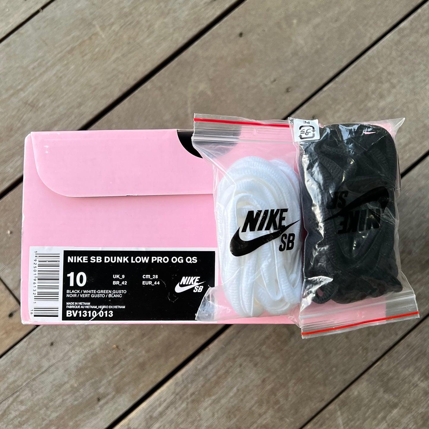 Nike SB Dunk Low Panda Pigeon Size 10