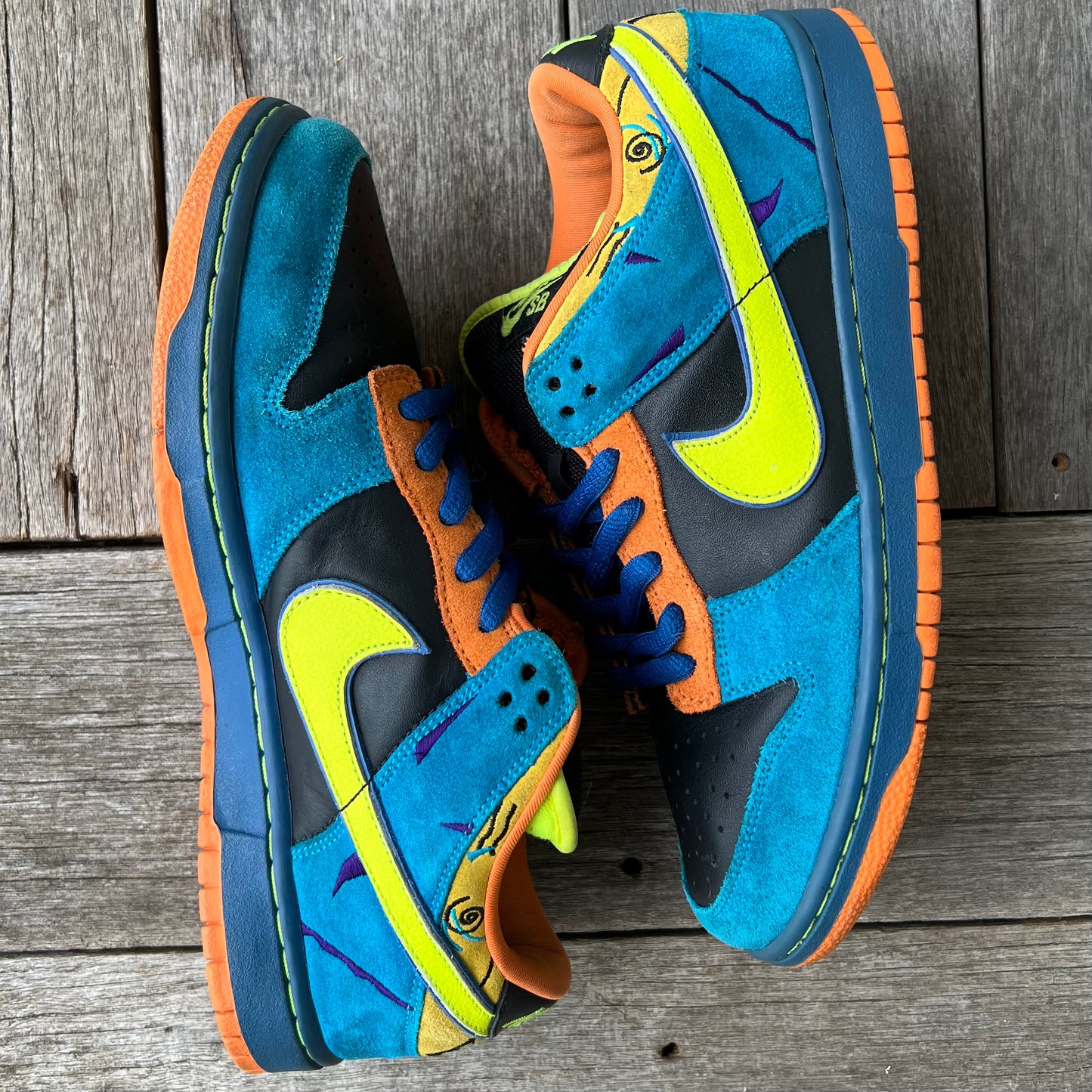 Nike SB Dunk Low Skate or Die SAMPLE Size 9