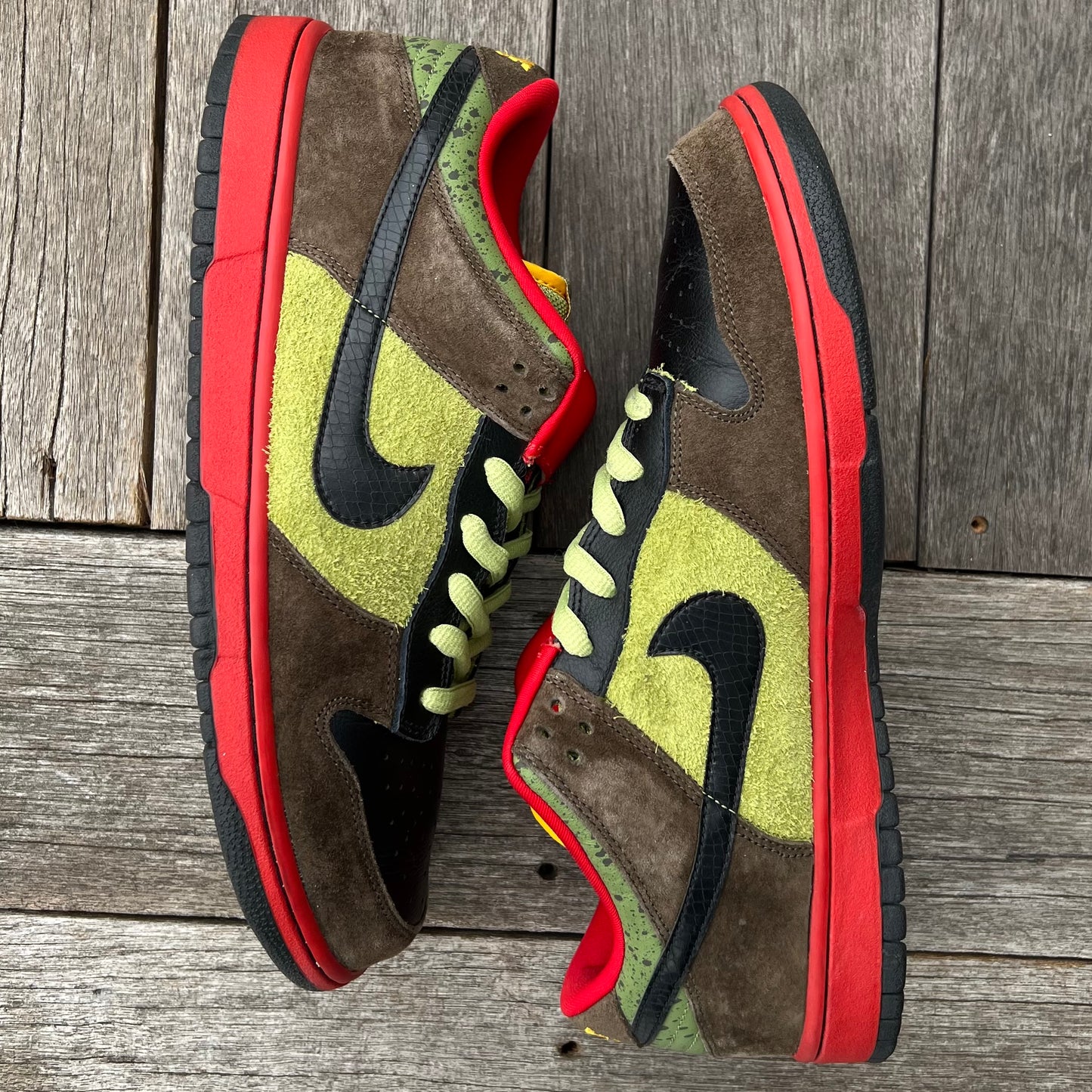 Nike SB Dunk Low Asparagus Size 12