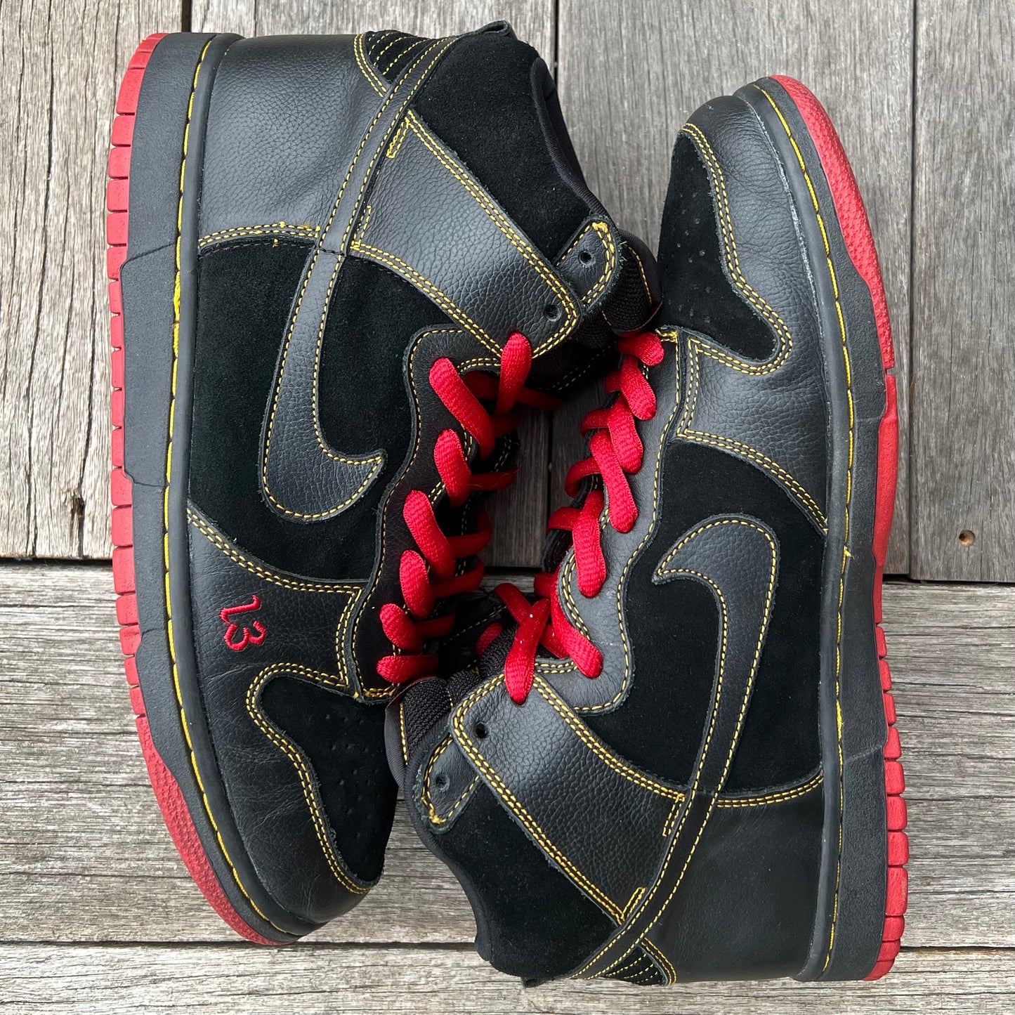 Nike SB Dunk High UnLucky13 Size 11