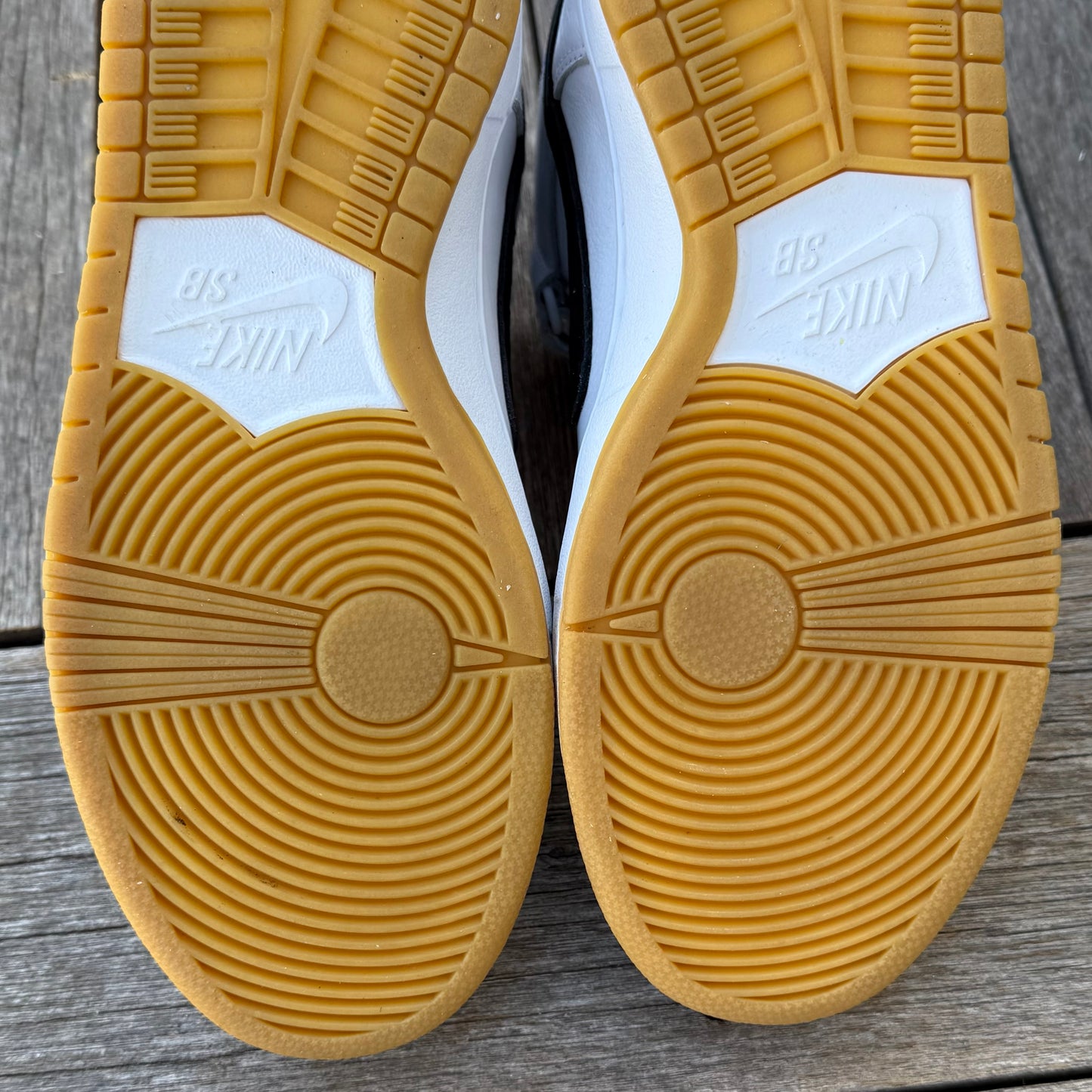 Nike SB Dunk Mid Orange Label Size 9