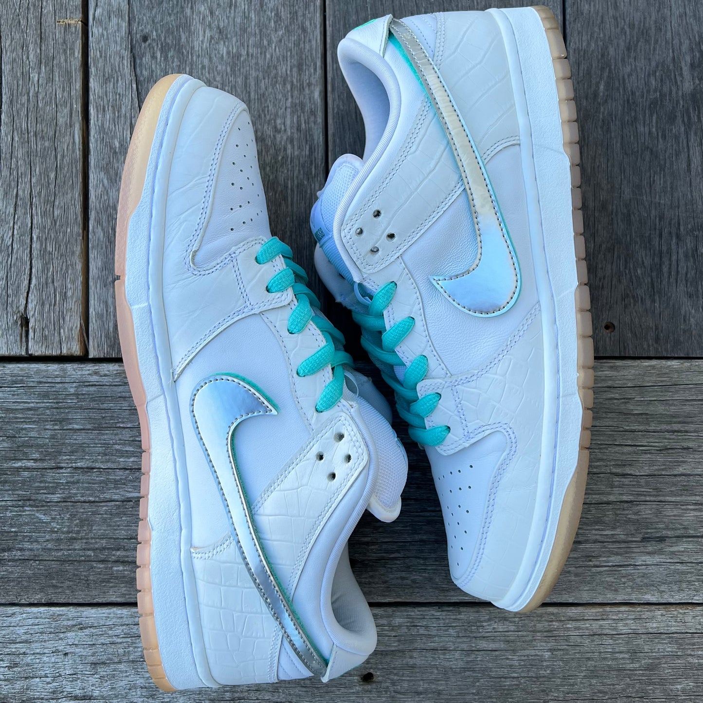 Nike SB Dunk Low White Diamond Size 11.5