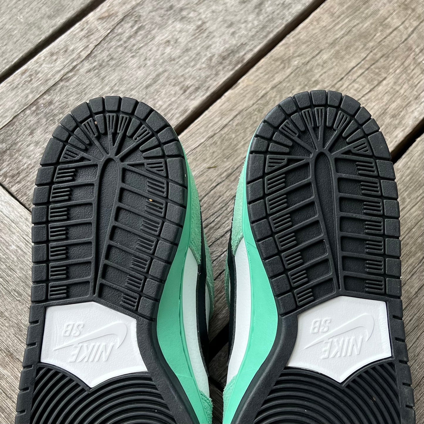 Nike SB Dunk Low Sea Crystal Size 11.5