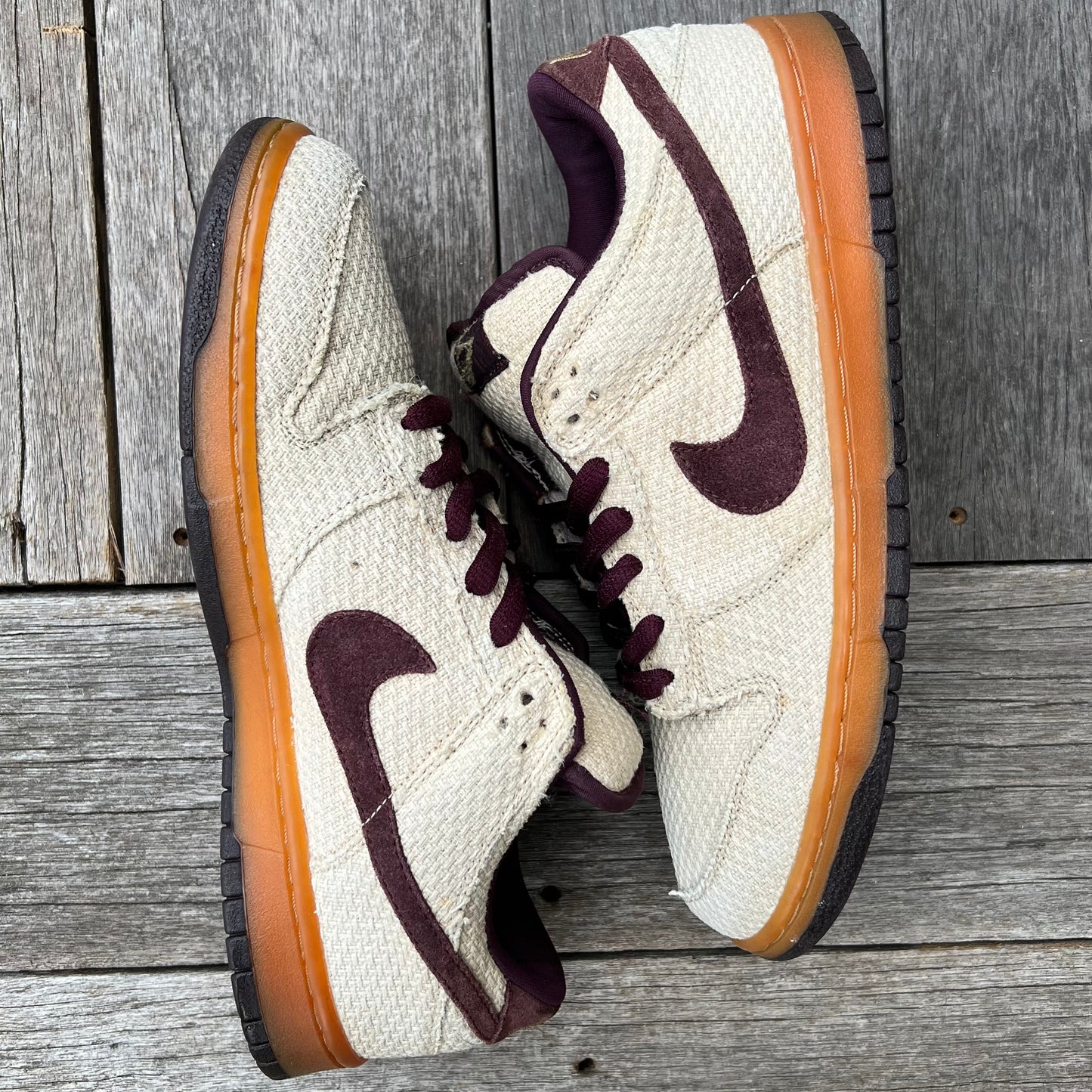Nike SB Dunk Low Red Hemp Size 10.5
