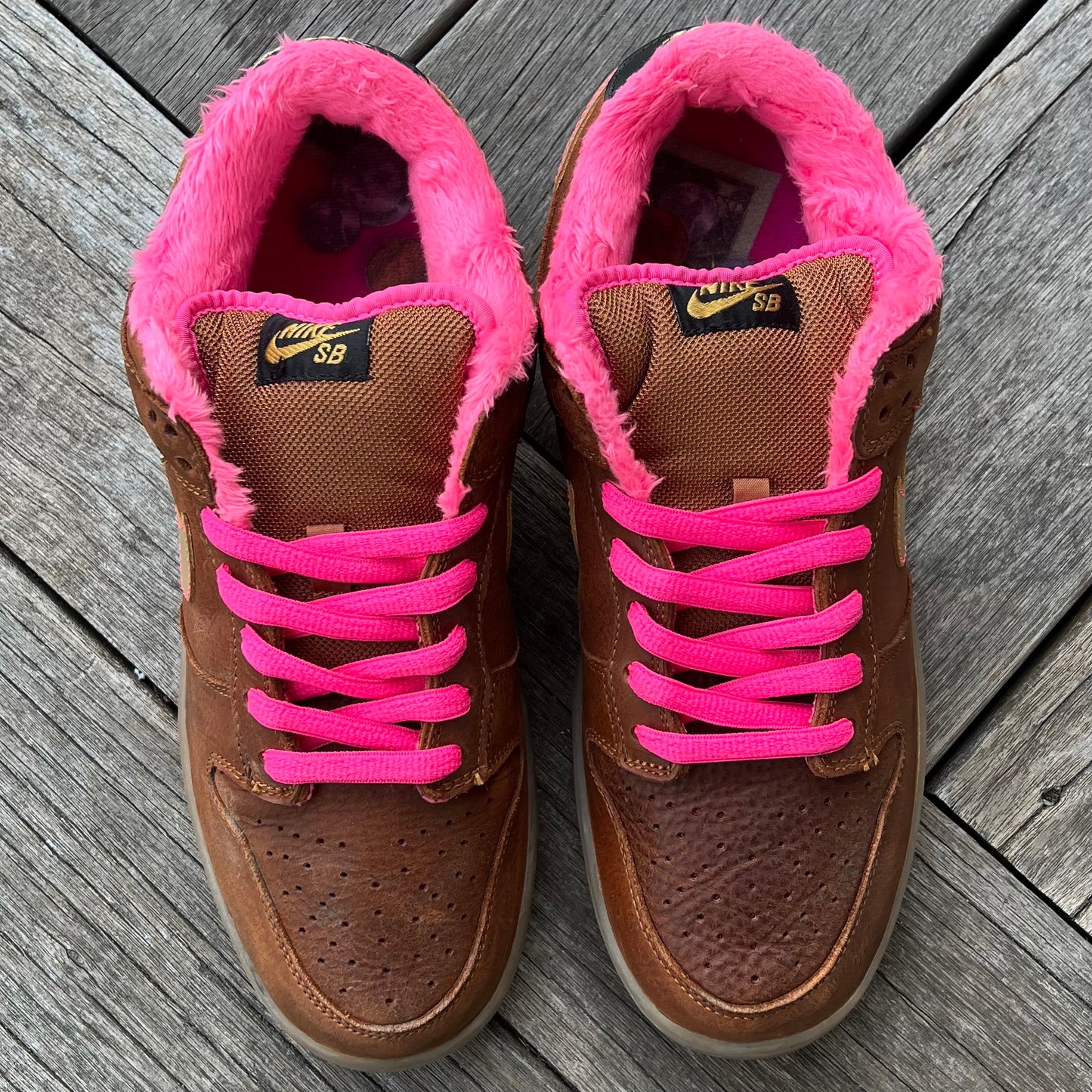 Nike SB Dunk Low Gibson Size 11