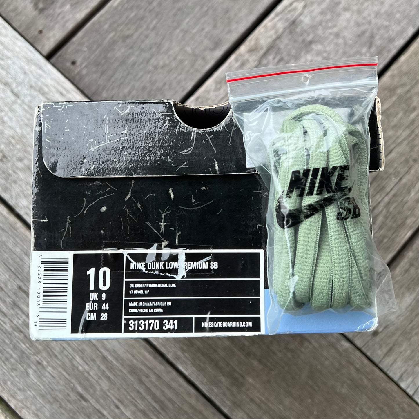 Nike SB Dunk Low Puff N Stuff Size 10