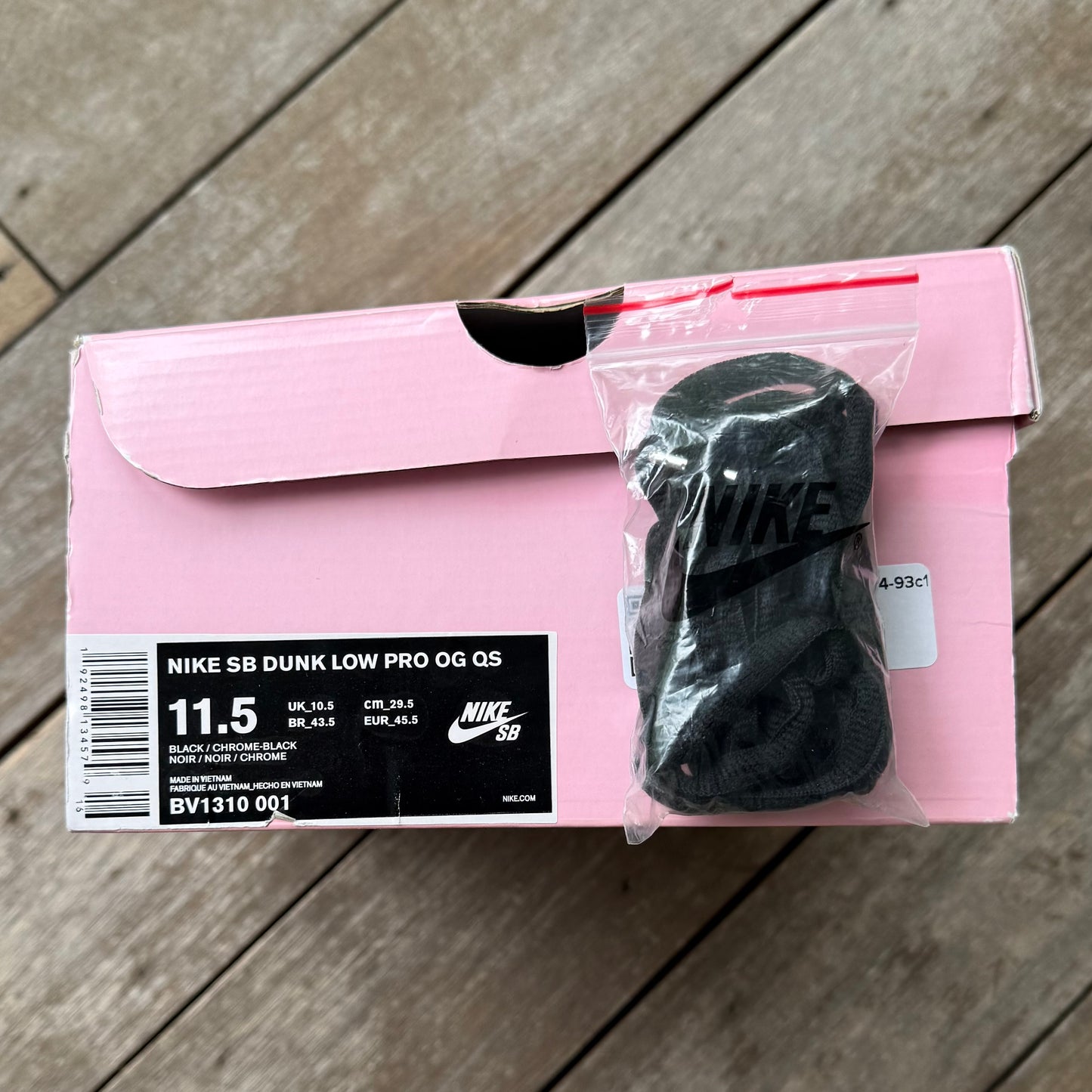 Nike SB Dunk Low Black Diamond Size 11.5