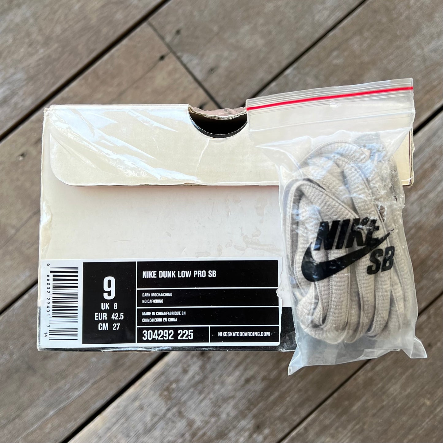 Nike SB Dunk Low Mocha Size 9