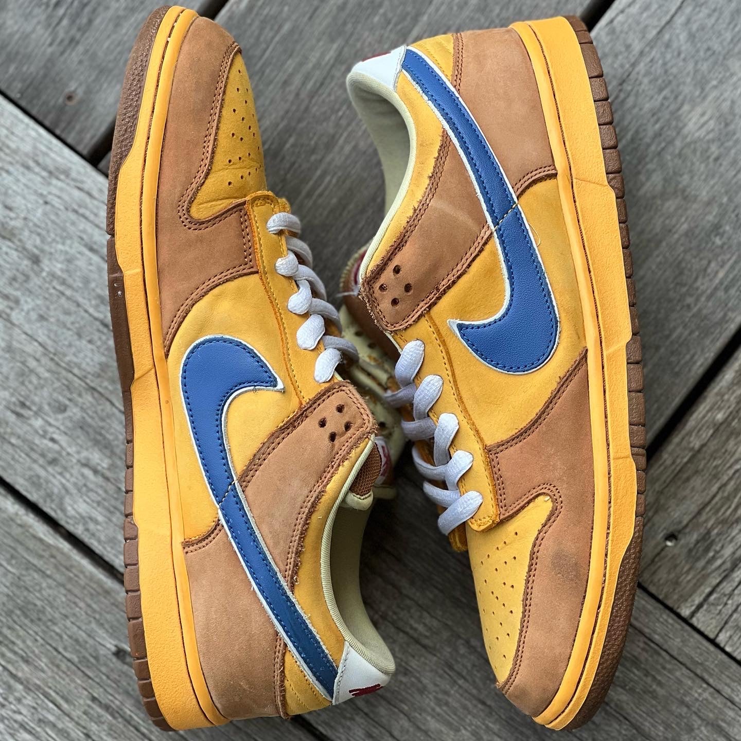 Nike SB Dunk Low Newcastle Brown Ale Size 12