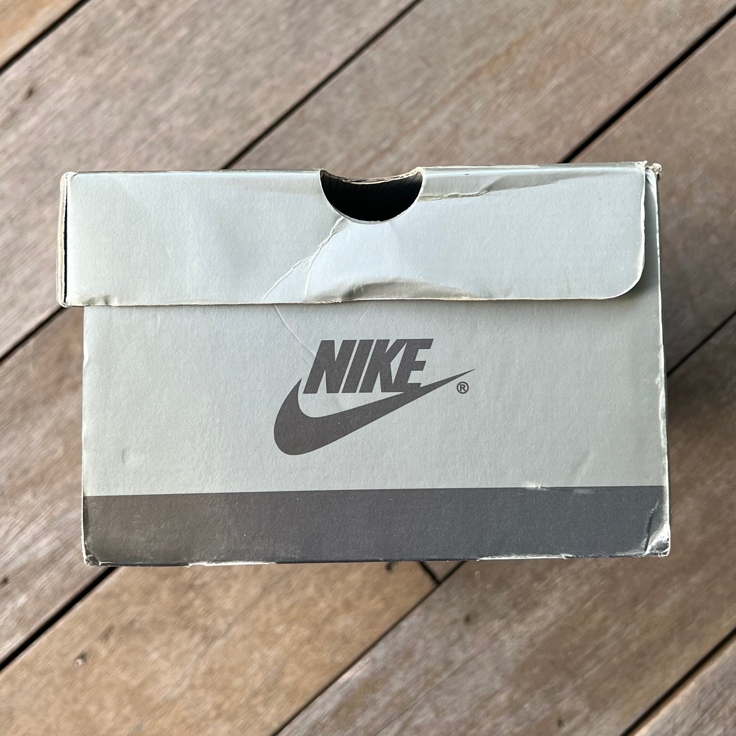 Nike SB Dunk Low Homer Simpson Size 9.5