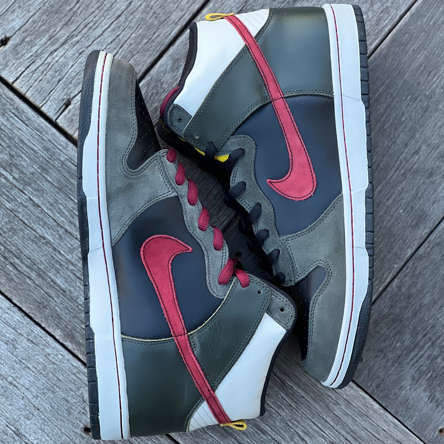 Nike SB Dunk High Boba Fett Size 13