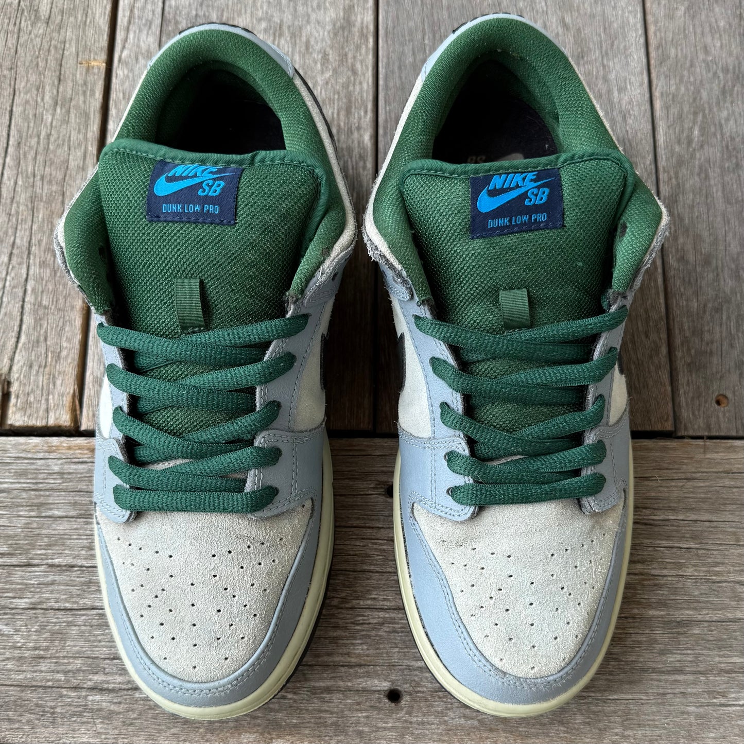 Nike SB Dunk Low Central Park Maple Leaf Size 9.5