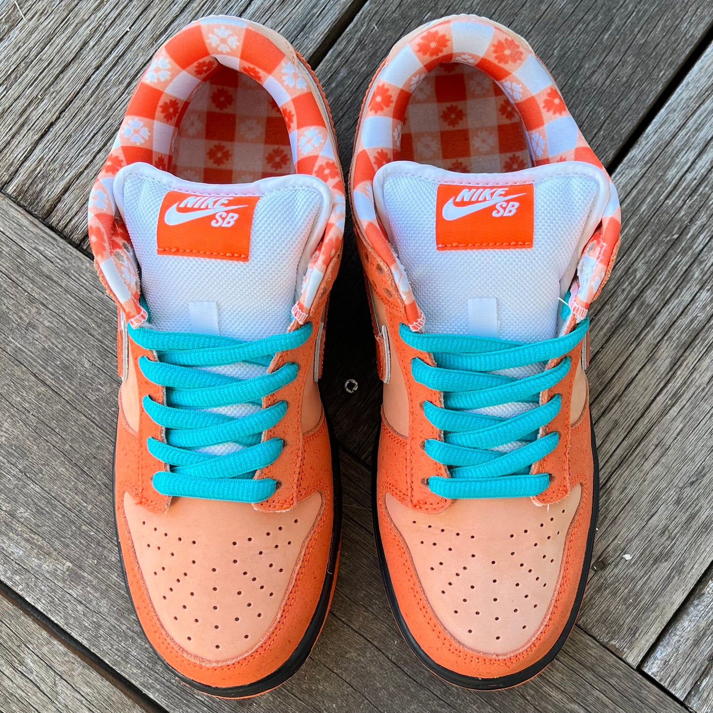 Nike SB Dunk Low Orange Lobster Size 7.5