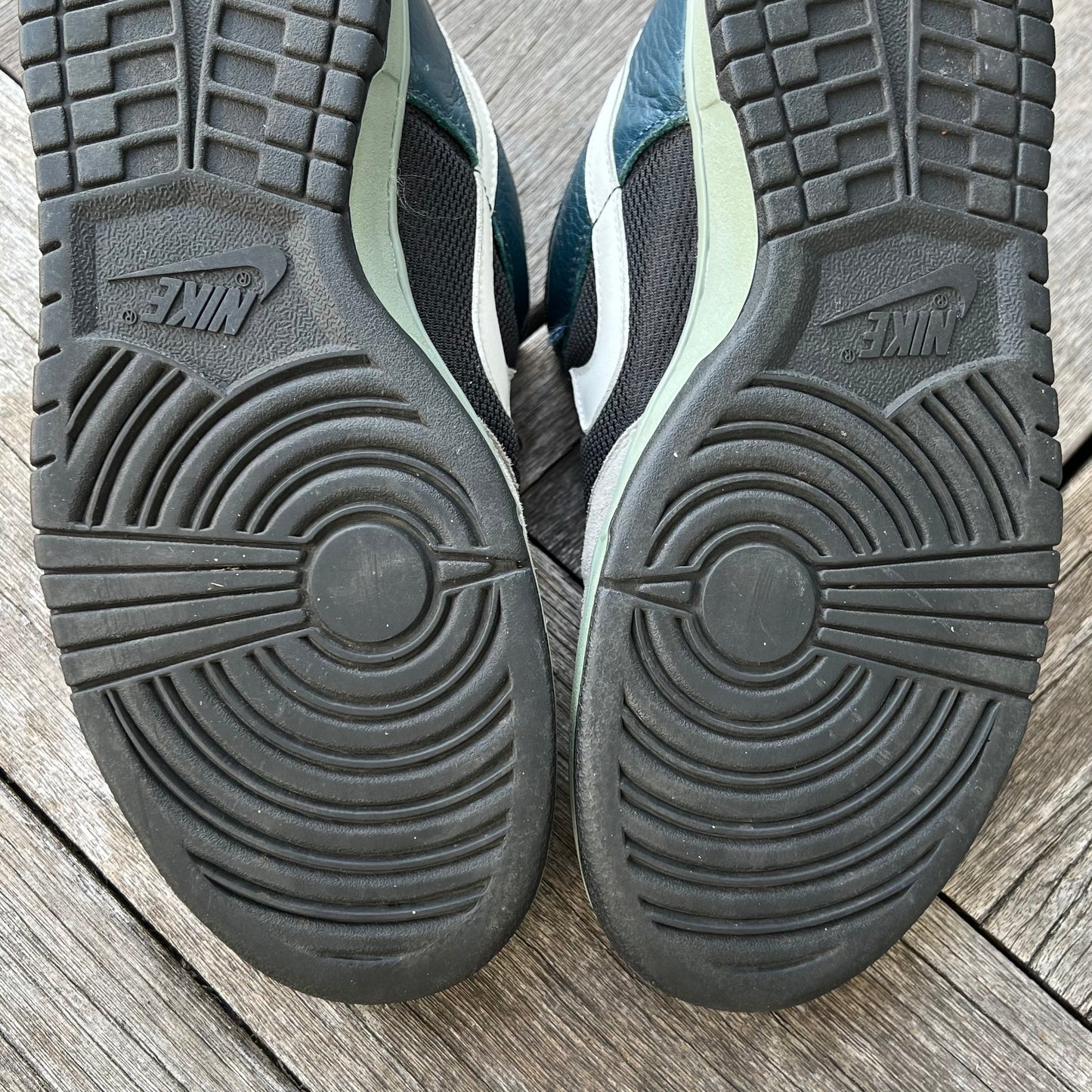 Nike SB Dunk Low Futura Size 9.5