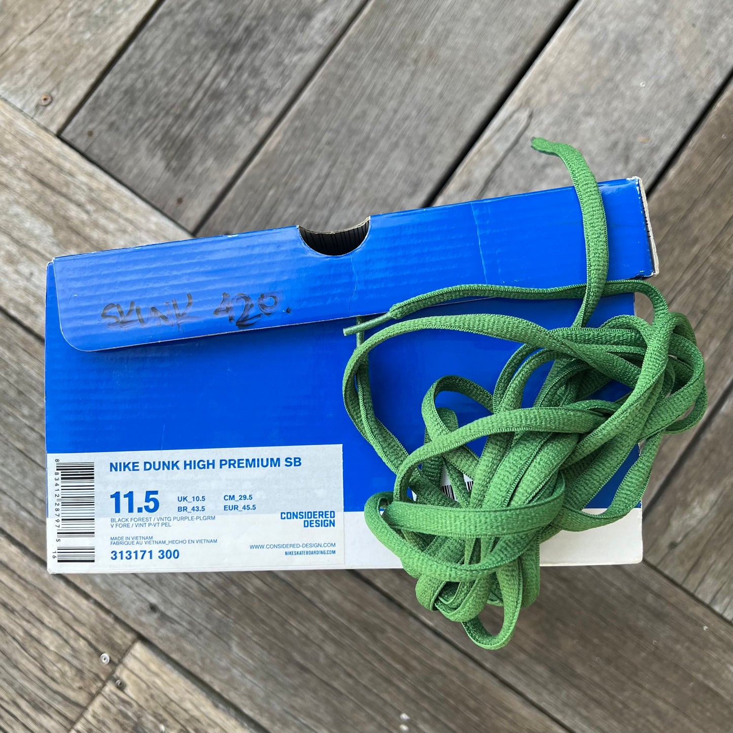 Nike SB Dunk High Skunk 420 Size 11.5