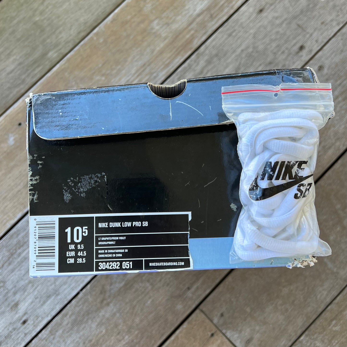 Nike SB Dunk Low Purple Pigeon Size 10.5