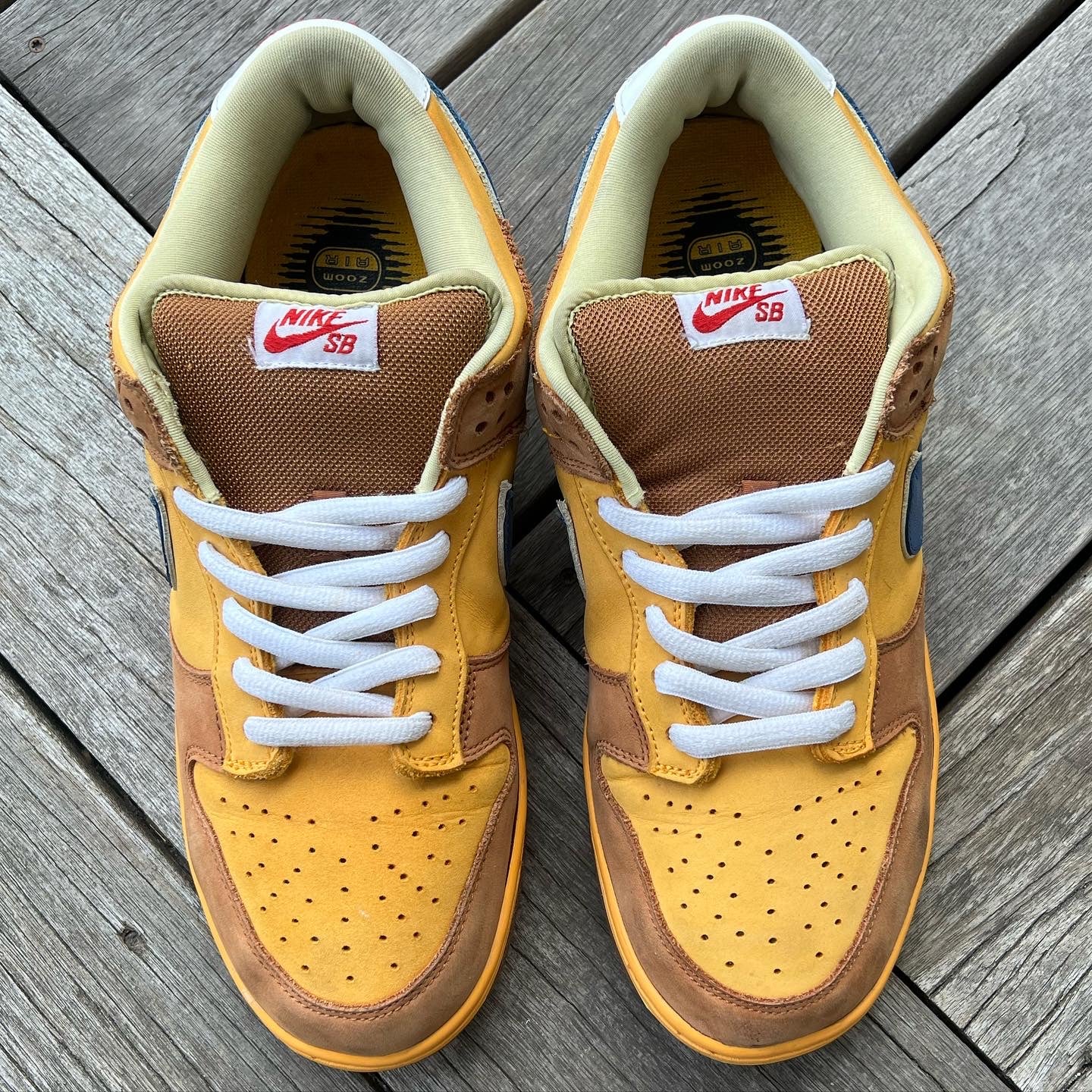 Nike SB Dunk Low Newcastle Brown Ale Size 12