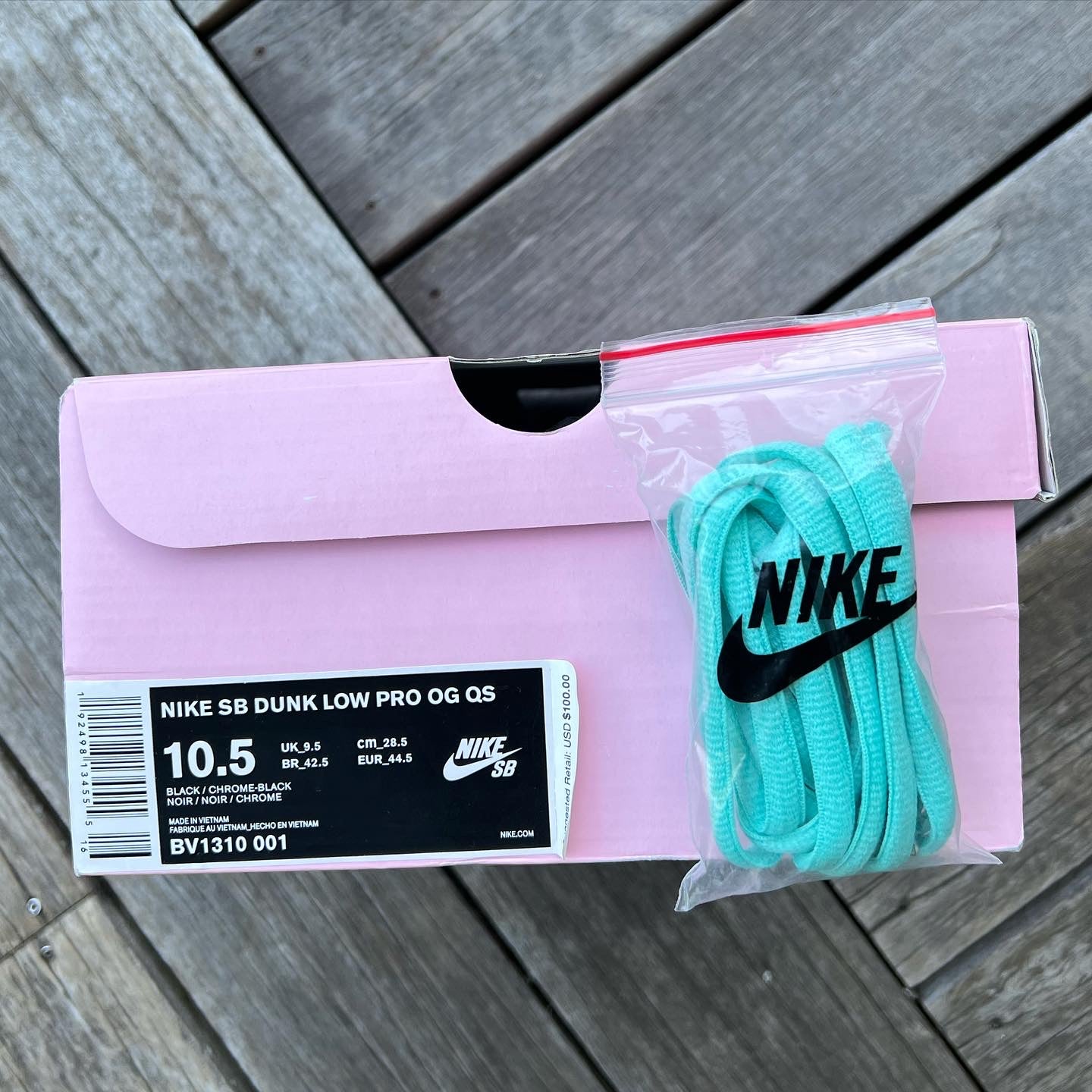 Nike SB Dunk Low Black Diamond Size 10.5