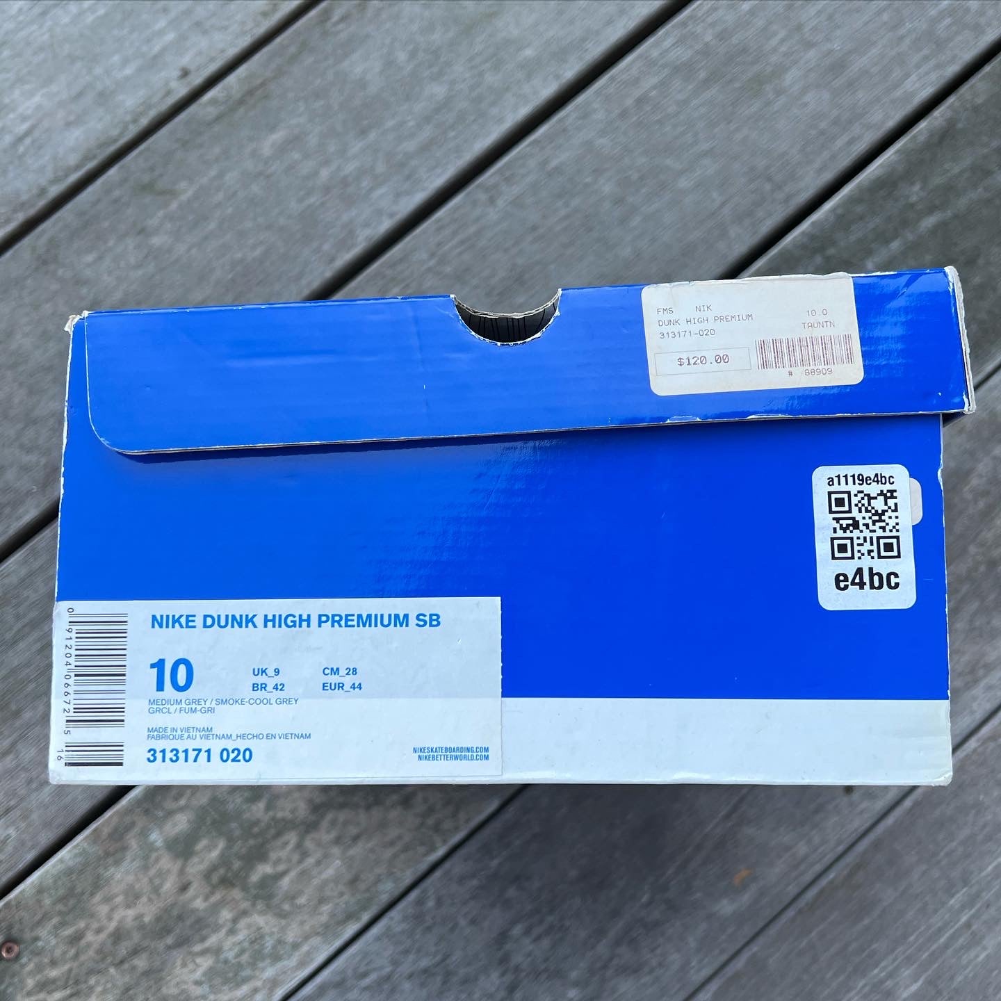 Nike SB Dunk High TaunTaun Size 10