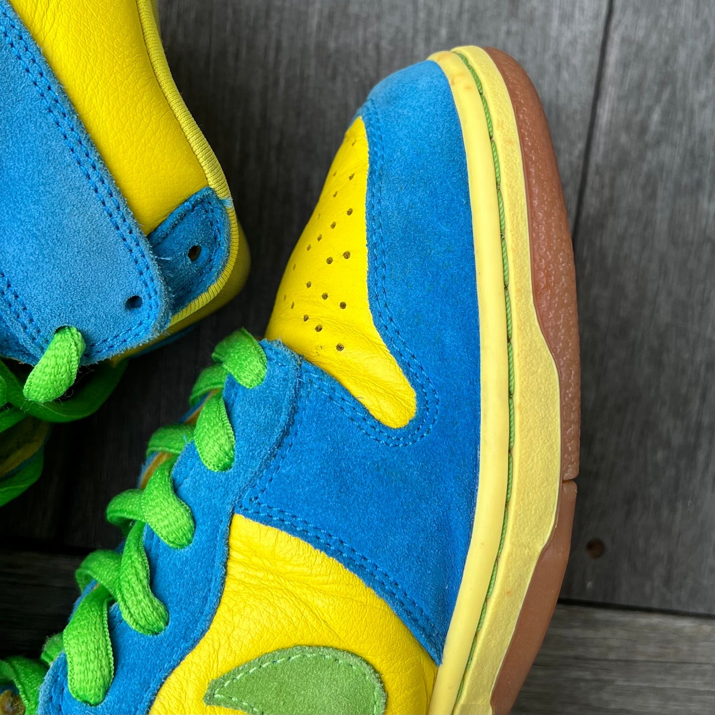 Nike SB Dunk High Marge Simpson Size 9