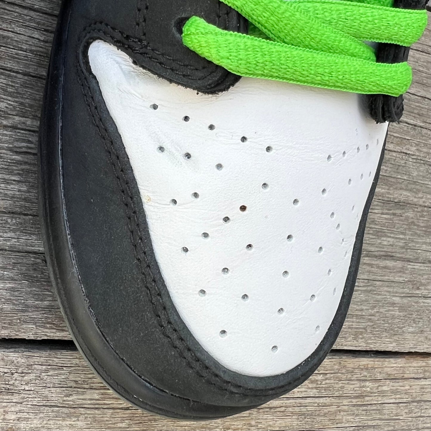 Nike SB Dunk Low Panda Pigeon Size 10
