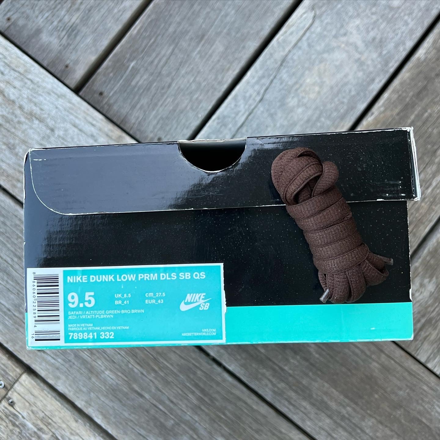 Nike SB Dunk Low De La Soul Size 9.5