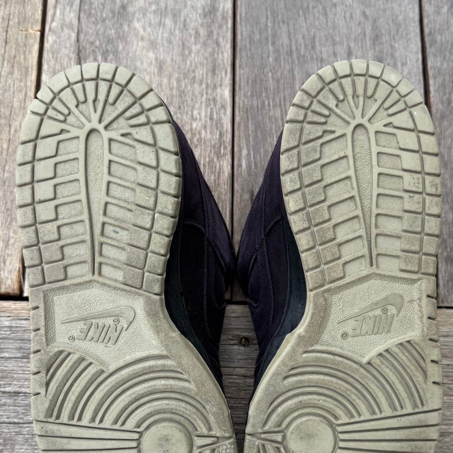 Nike SB Dunk Low Black Carhartt Size 9.5