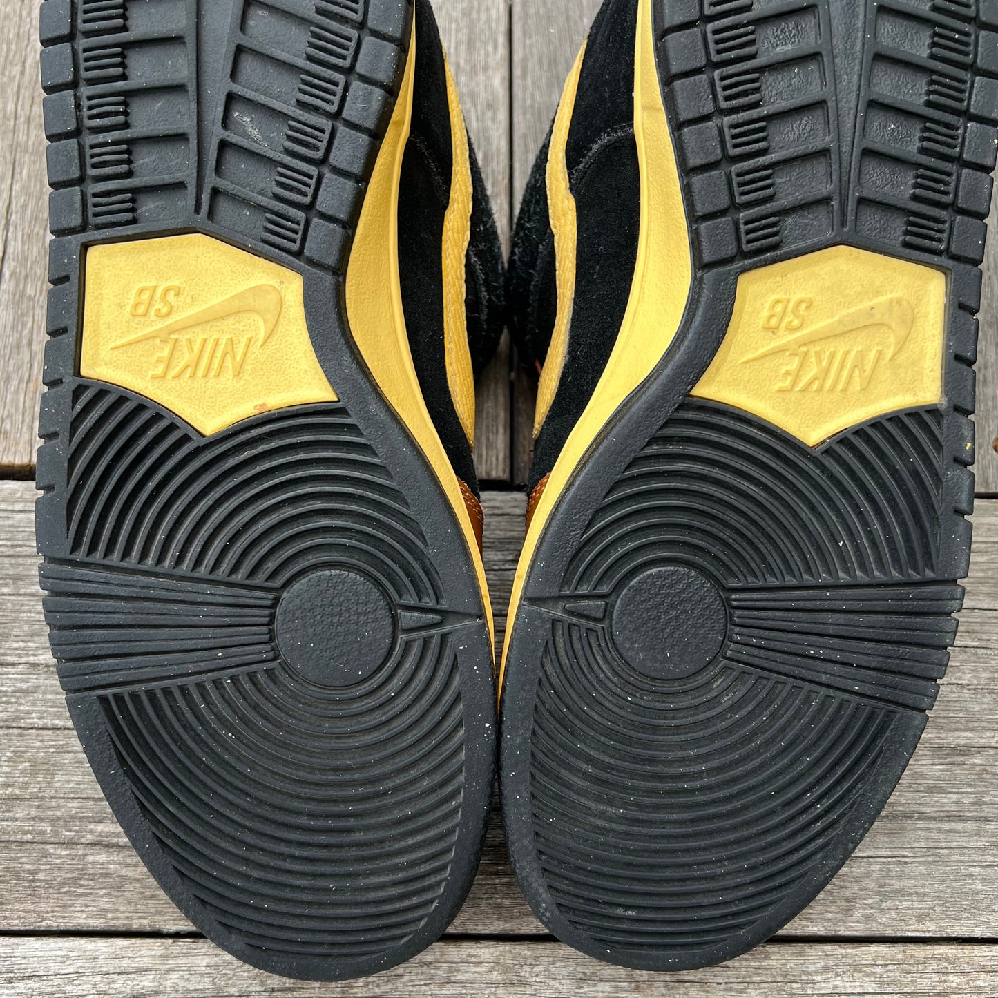 Nike SB Dunk Low Black & Tan Size 11