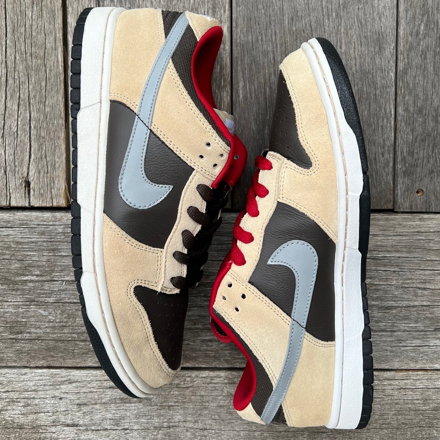 Nike SB Dunk Low Dark Chocolate Linen Size 10