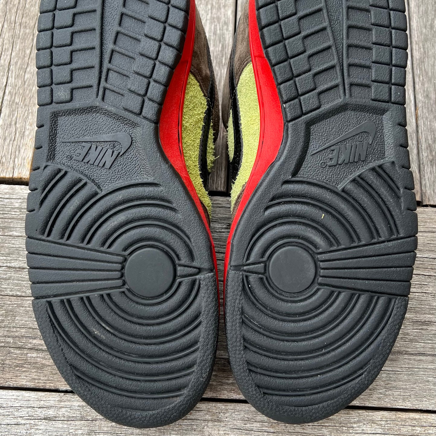 Nike SB Dunk Low Asparagus Size 10