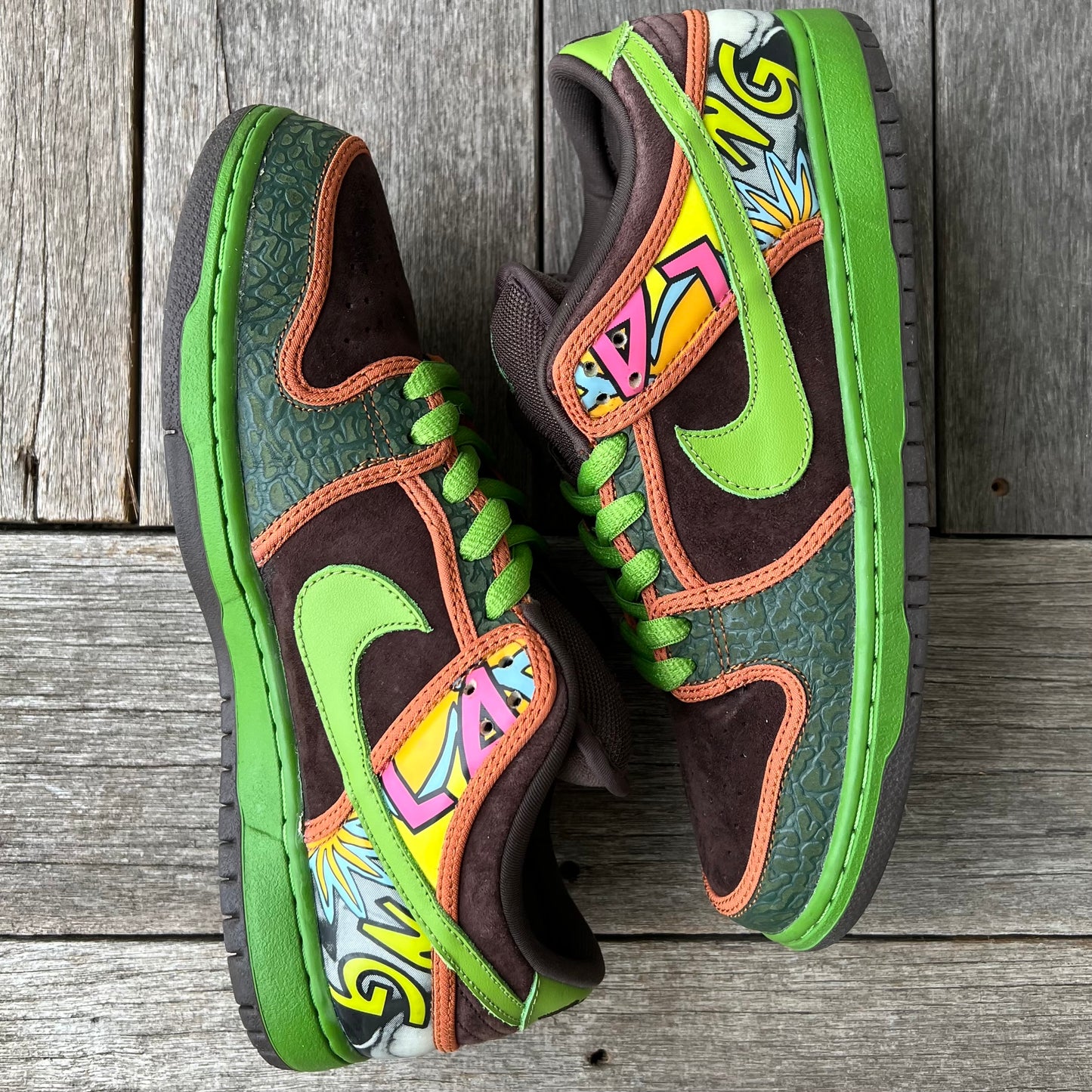 Nike SB Dunk Low De La Soul Size 9.5