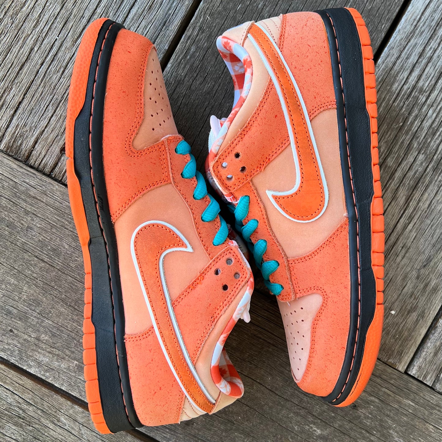 Nike SB Dunk Low Orange Lobster Size 7.5
