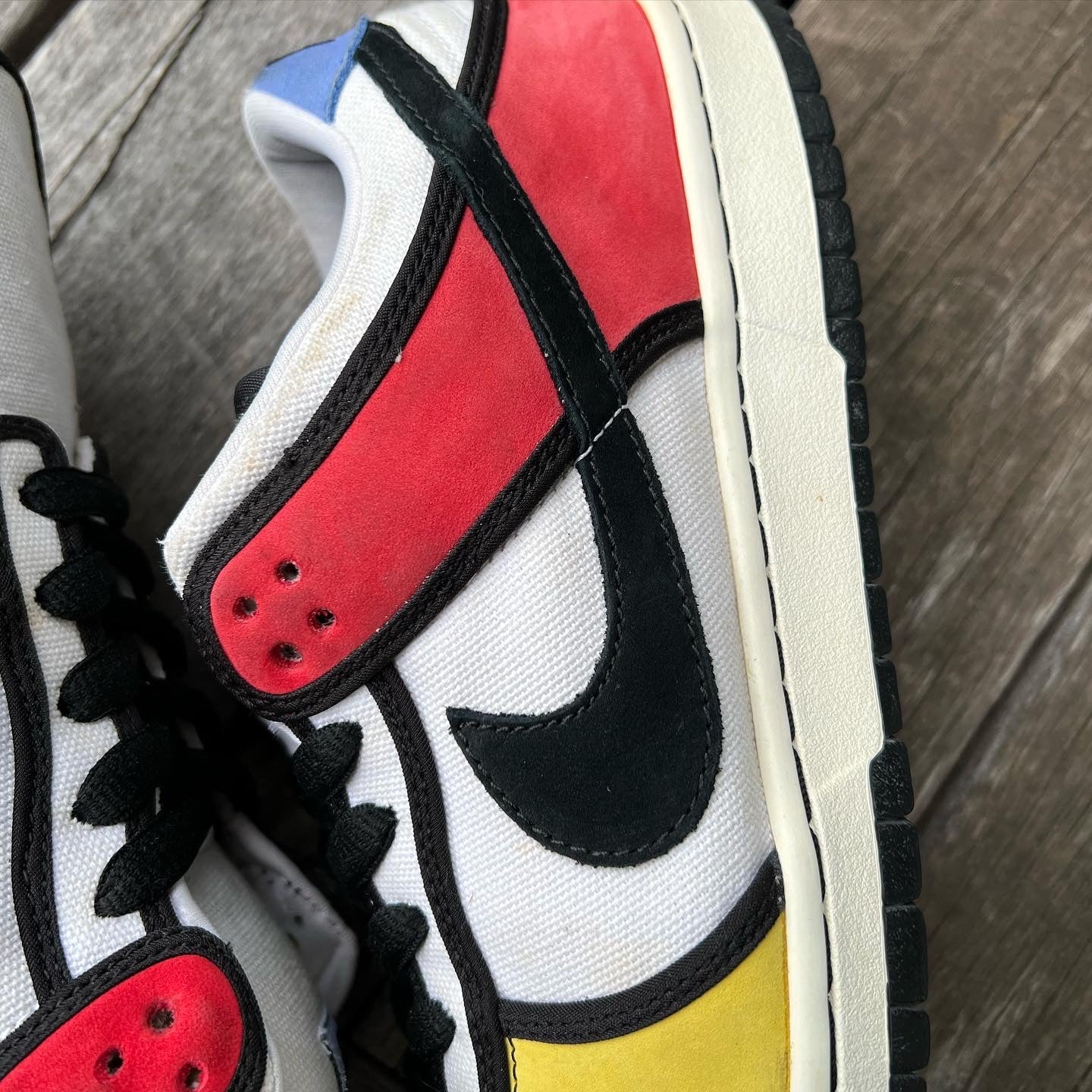 Nike SB Dunk Low Piet Mondrain Size 12