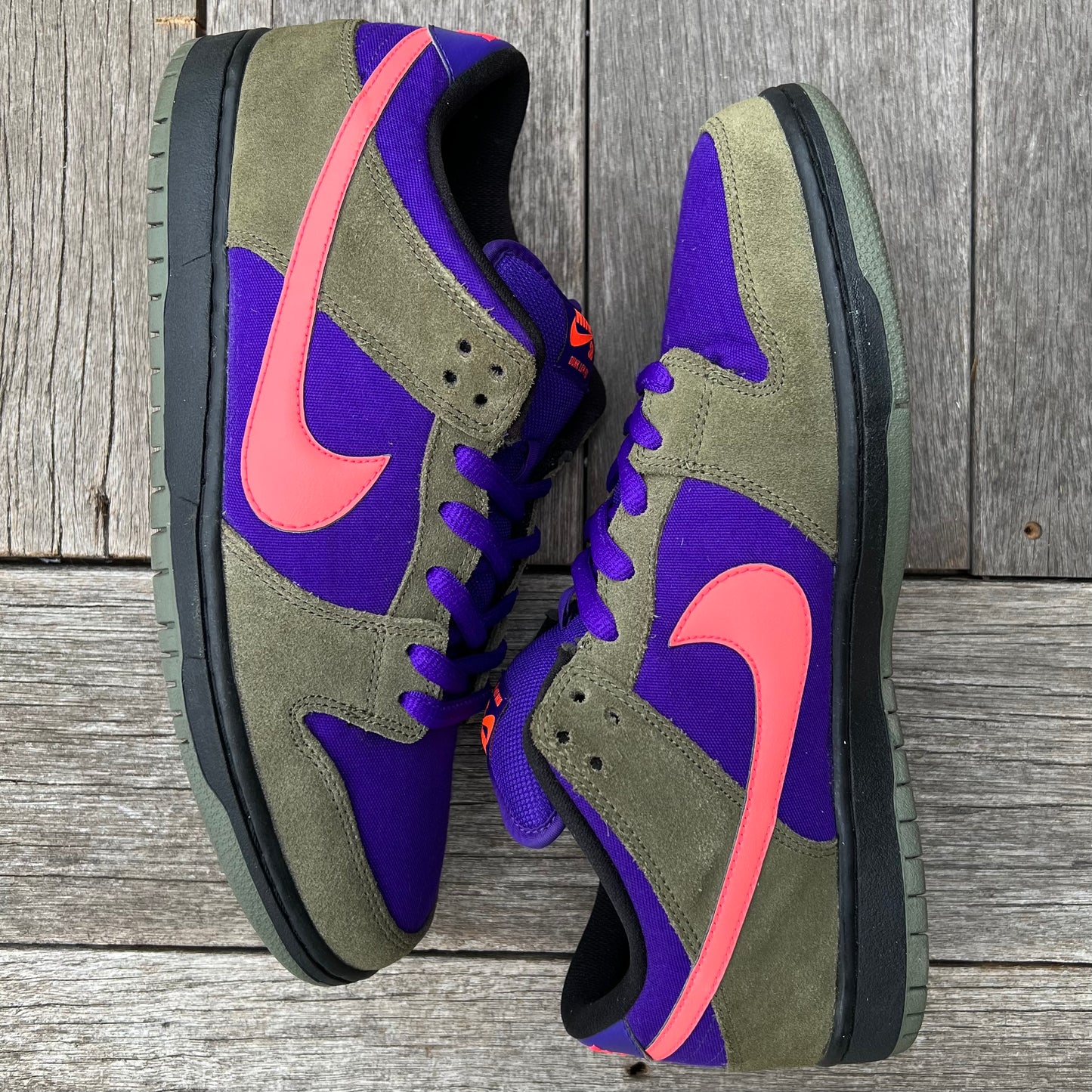 Nike SB Dunk Low Medium Olive Atomic Red Size 12