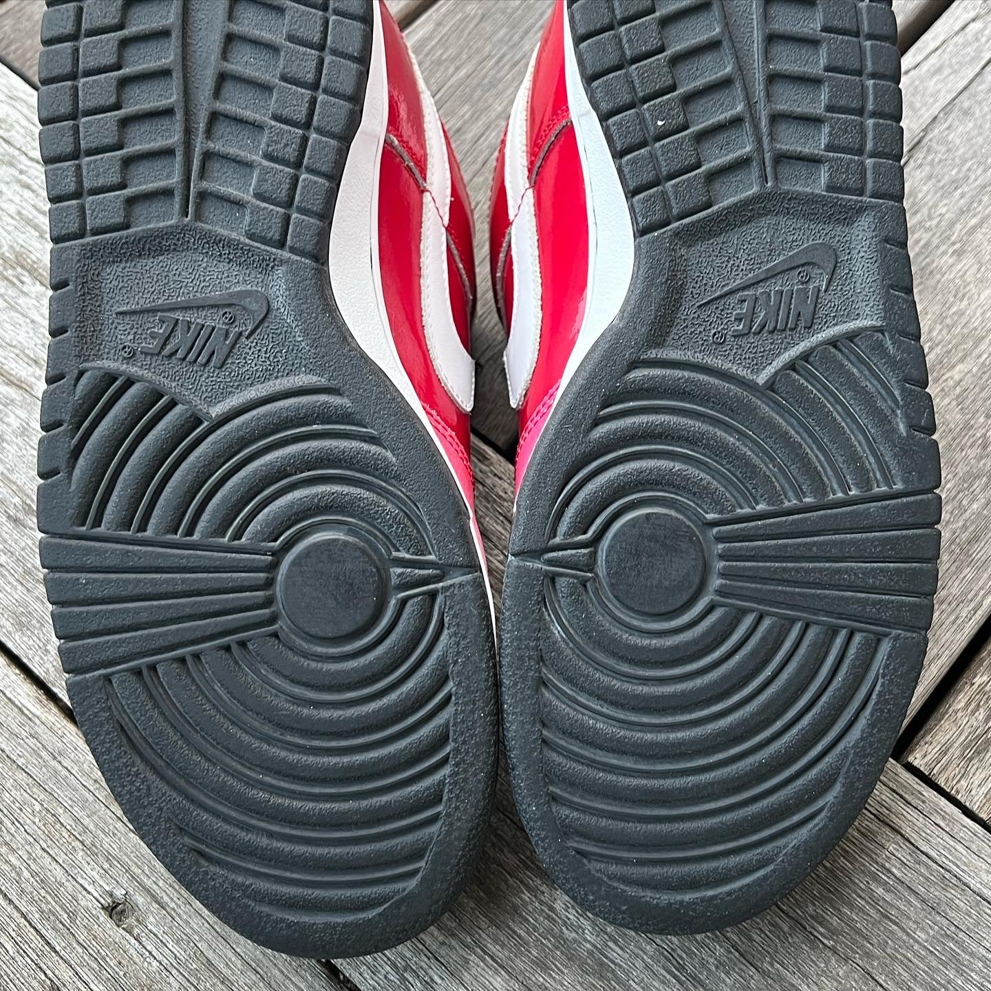 Nike SB Dunk Low Kuwahara ET Size 9