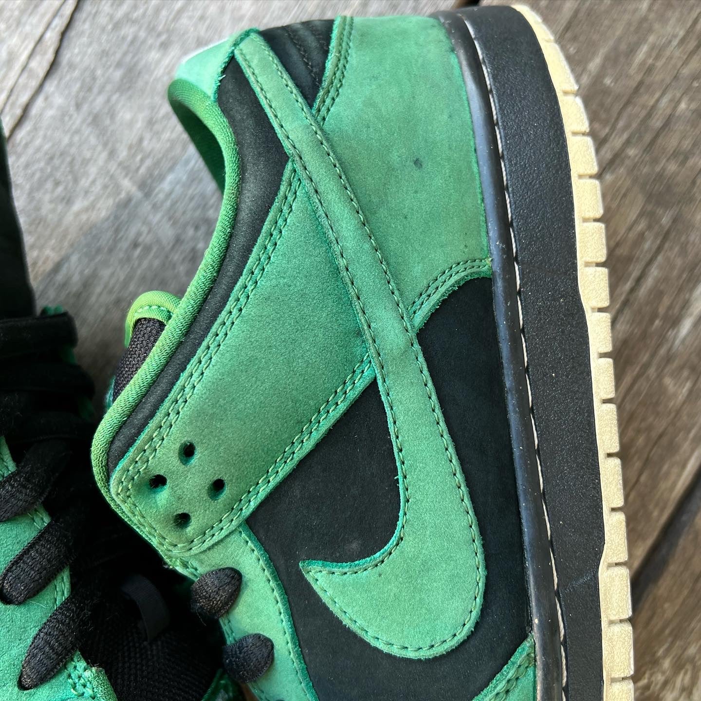 Nike SB Dunk Low Green Lantern Size 9