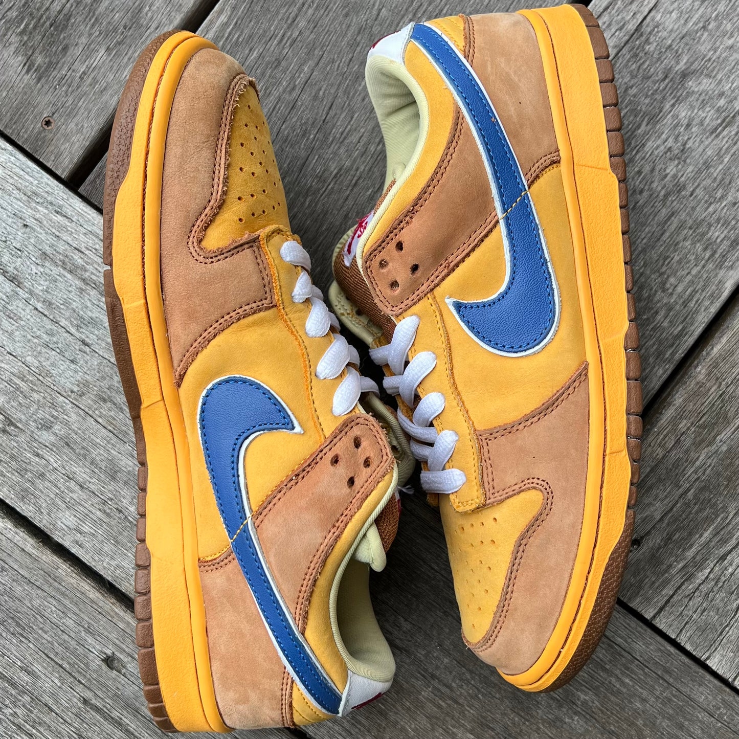 Nike SB Dunk Low Newcastle Size 9.5